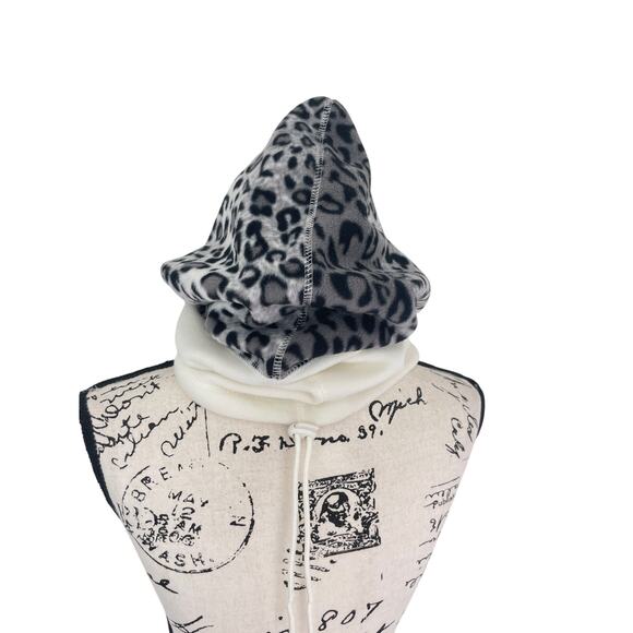 FLEECE HOODED NECK WARMER FACE-MASK CHEETAH GRAY/CREAM SZ XS WIND RESISTANT - Picture 11 of 11
